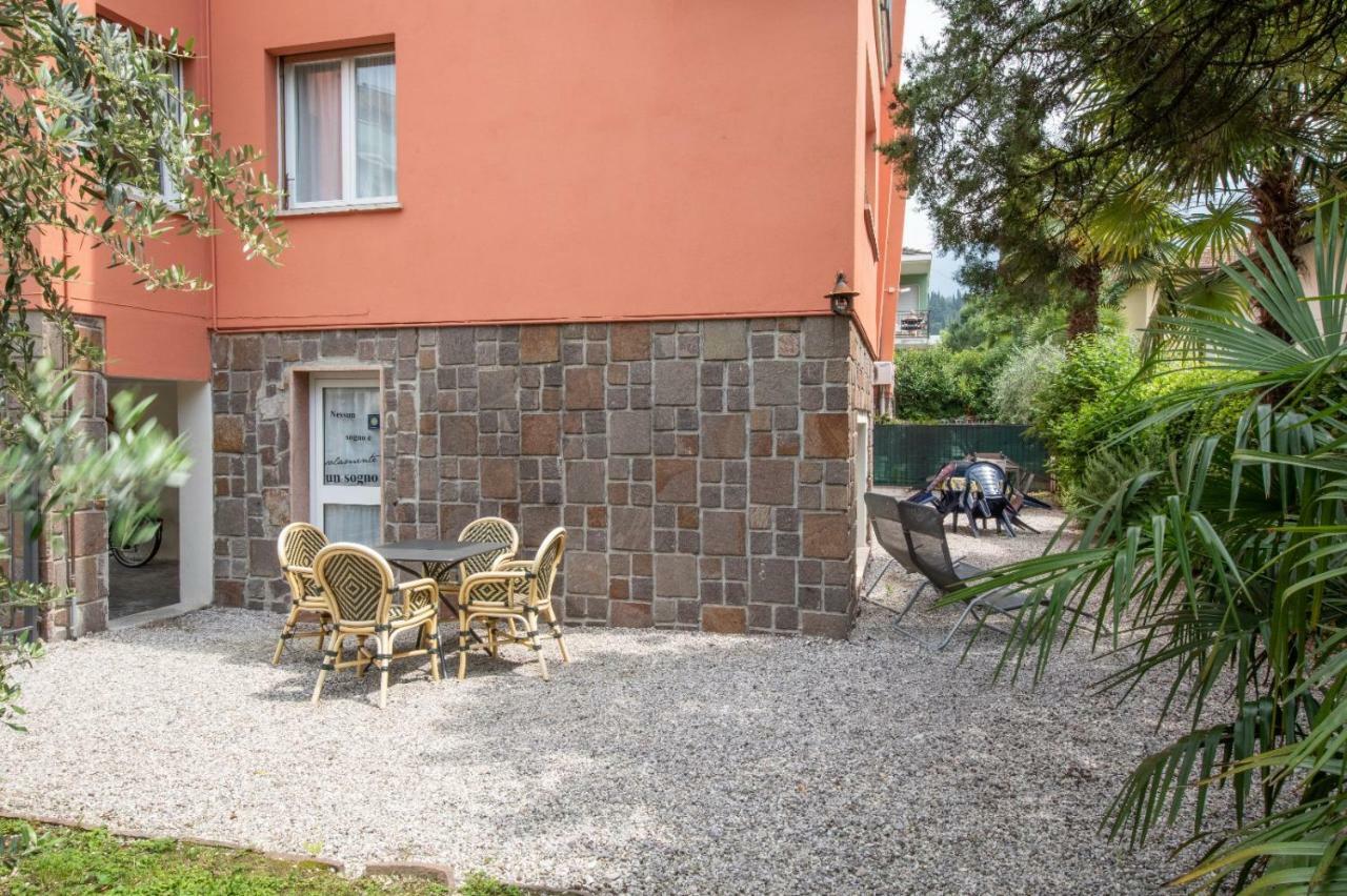 Appartamento Silvy Рива-дель-Гарда Екстер'єр фото